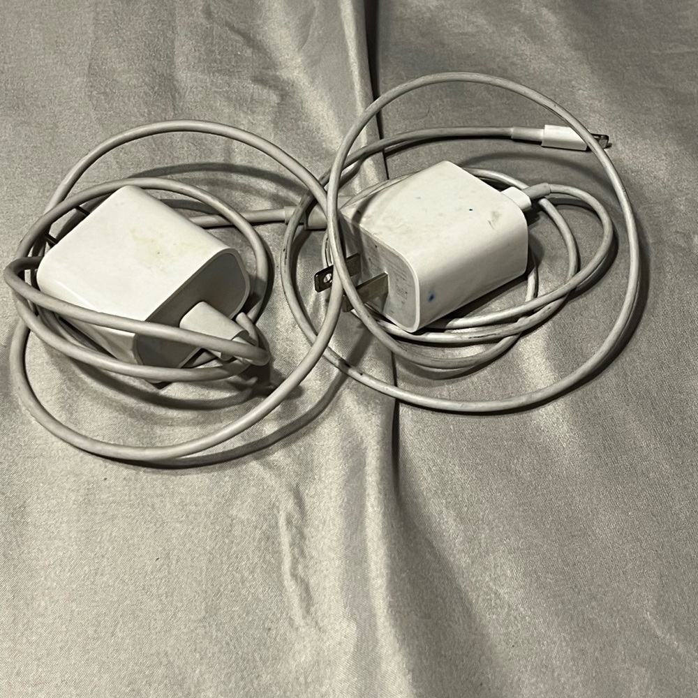 Twin “fast” iphone chargers